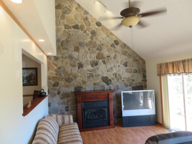 5977PoplarDriveMLS13